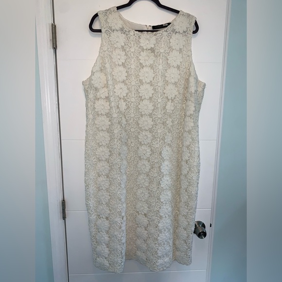 Marina Rinaldi Abito Lace Embroidered Floral Maxi Midi Dress Beige Size 29 US XL - Picture 1 of 8